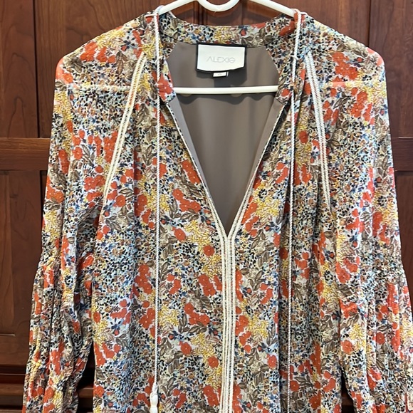 alexis blouse - Picture 2 of 5